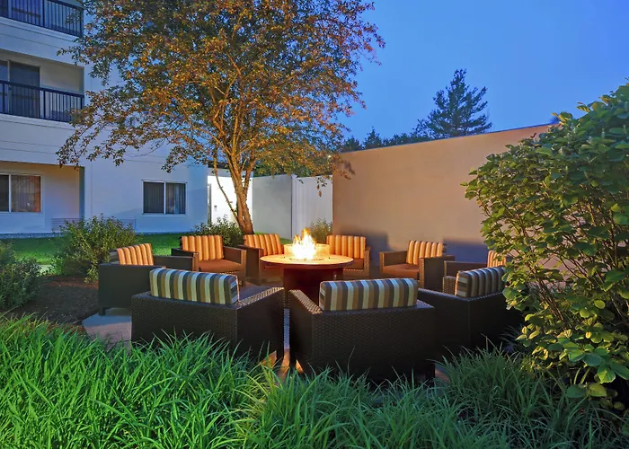 Courtyard Boston Raynham
