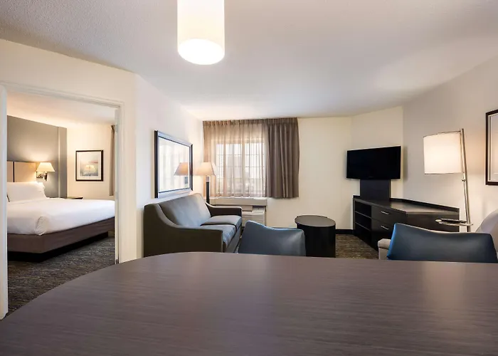 Sonesta Simply Suites Cleveland North Olmsted Airport