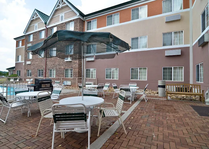 Mainstay Suites Knoxville Airport