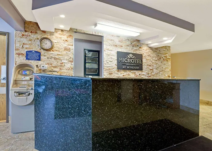 Microtel Inn & Suites By Wyndham Detroit Roseville