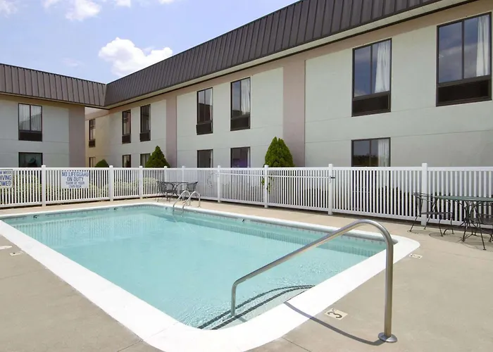 Ramada Limited - Columbia