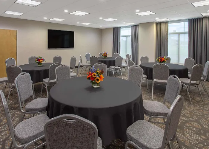La Quinta Inn & Suites By Wyndham Mooresville