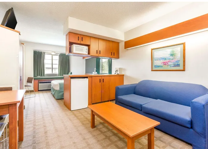 Microtel Inn & Suites By Wyndham Dry Ridge