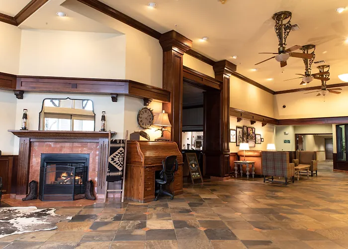 Oxford Suites Pendleton