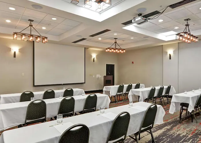 Doubletree By Hilton Hattiesburg, Ms