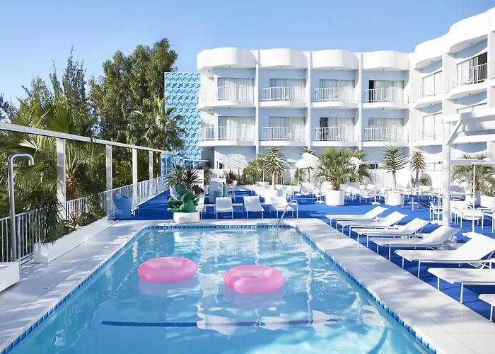 The Standard, Hollywood