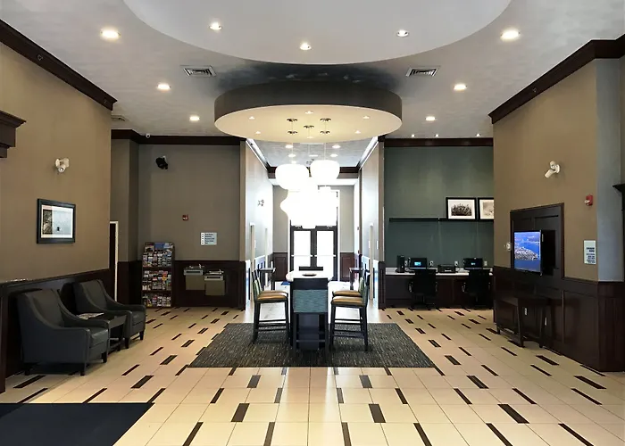 Holiday Inn Express & Suites Smithfield - Providence By Ihg