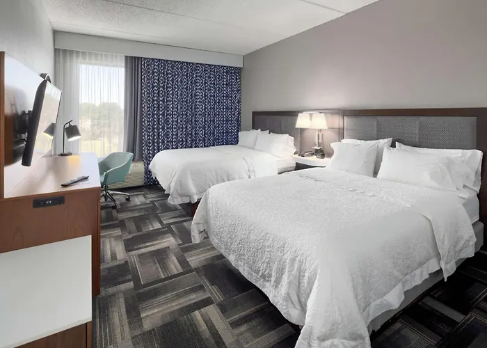 Hampton Inn Louisville Northeast