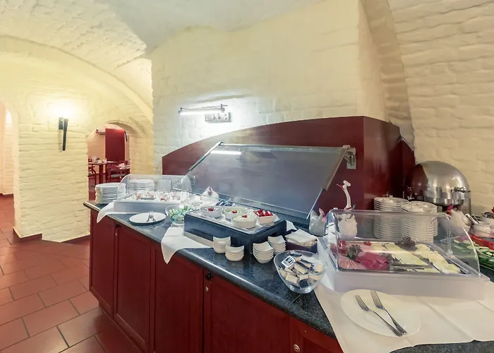 Sunday Hotel Schloss Neustadt Glewe