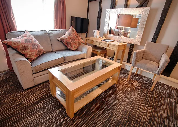 The Saracens Head Hotel - The Coaching Inn Group