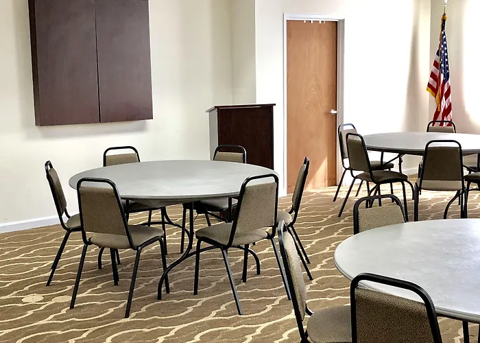 Quality Suites Waldorf