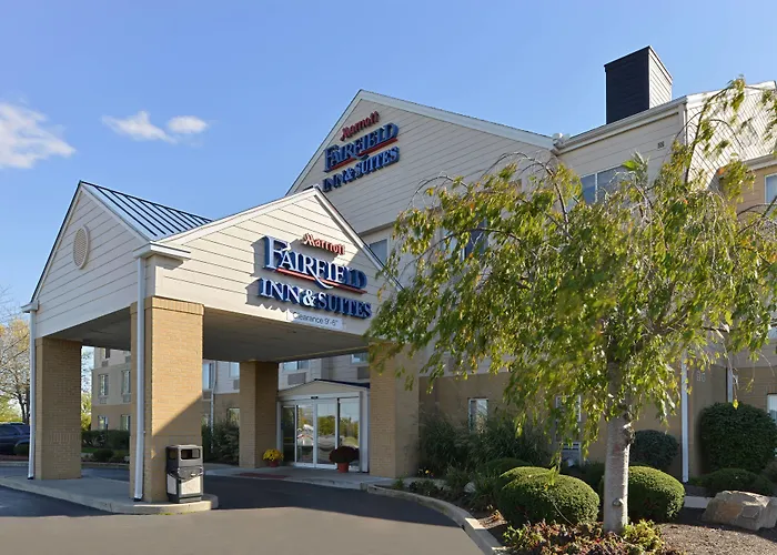 Fairfield Inn & Suites By Marriott Dayton Troy