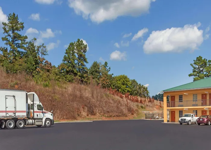 Days Inn By Wyndham Lenoir City