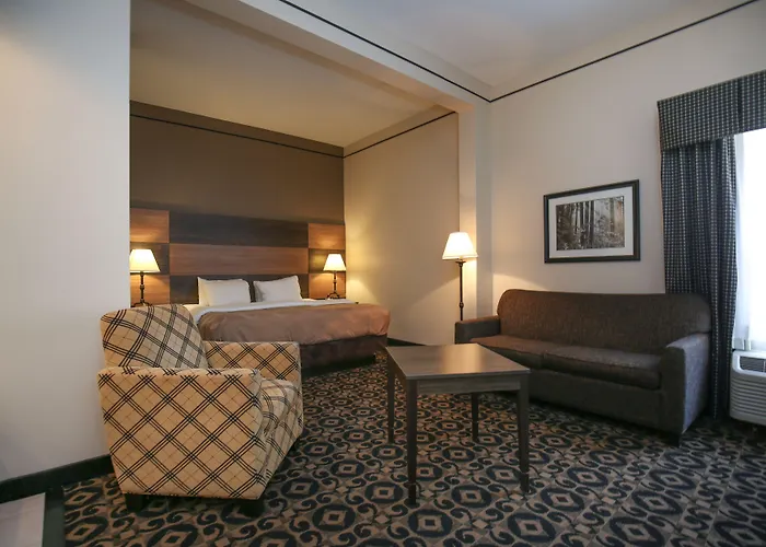 Quality Inn & Suites Boone - University Area