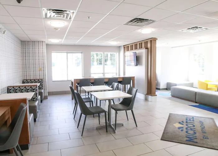 Microtel Inn & Suites By Wyndham Charlotte/Northlake
