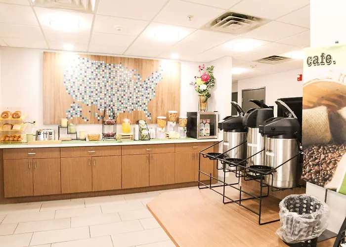 Microtel Inn & Suites By Wyndham Charlotte/Northlake
