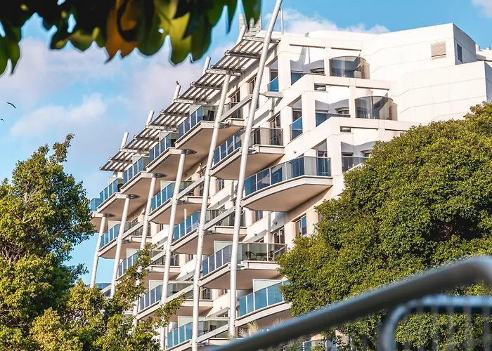 Kfar Maccabiah Business & Sport Hotel