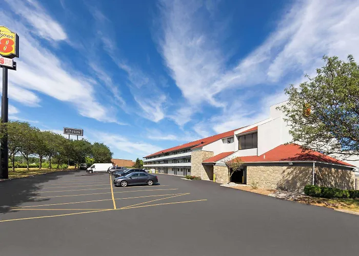 Super 8 By Wyndham Fort Mitchell Cincinnati Area