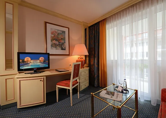 The Monarch Hotel
