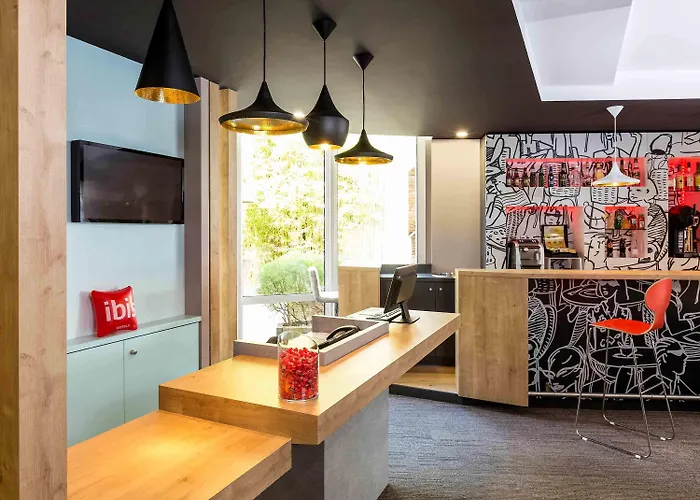 Ibis Lannion
