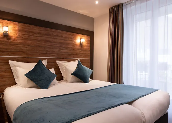 Hotel Apolonia Paris Montmartre; Sure Hotel Collection By Best Western
