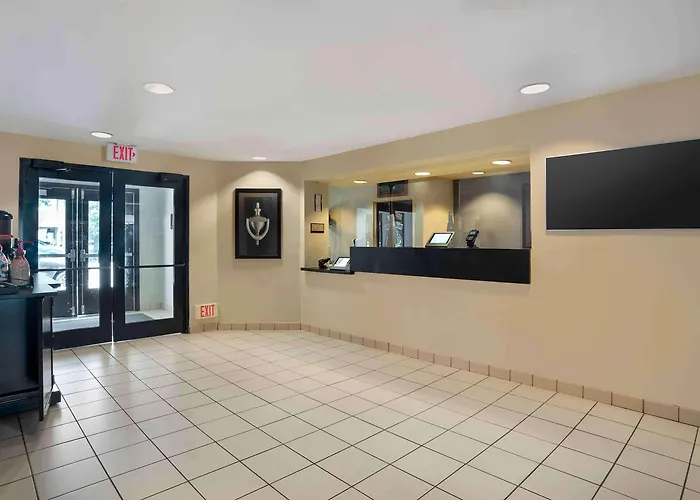 Extended Stay America Select Suites - New Orleans - Airport