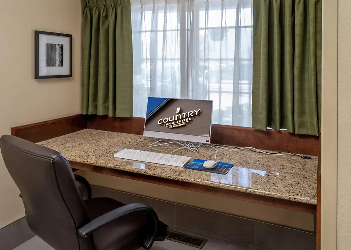 Country Inn & Suites By Radisson, Charleston South, Wv
