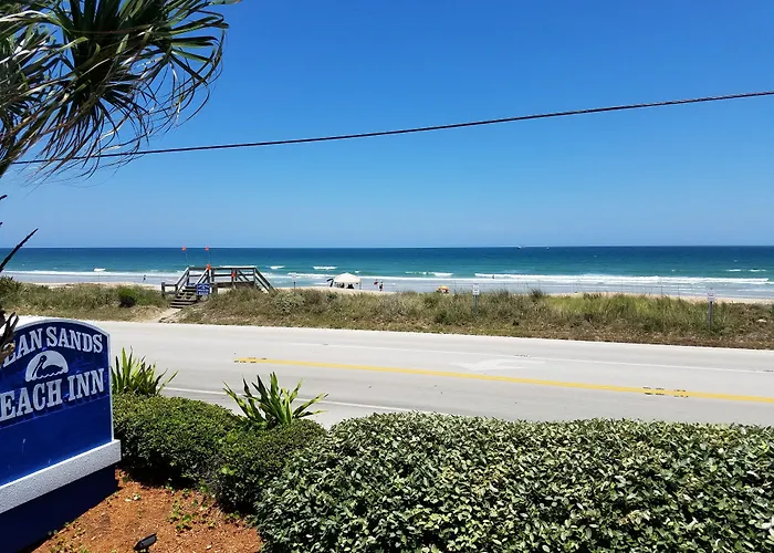 Ocean Sands Beach Boutique Inn-1 Acre Private Beach-St Augustine Historic-2 Miles-Shuttle With Downtown Tour-Heated Salt Water Pool Until 420Am-Popcorn-Cookies-New 4K Usd Black Beds- 69 Item Breakfast-Eggs-Bacon-Starbucks- Free Laundry- #904-799-Sand