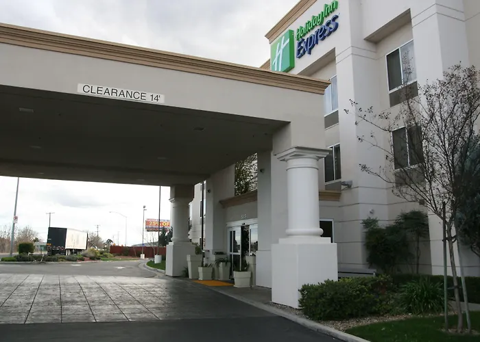 Holiday Inn Express Stockton Southeast By Ihg