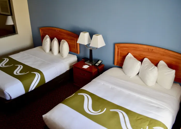 Quality Suites Tulsa I-44