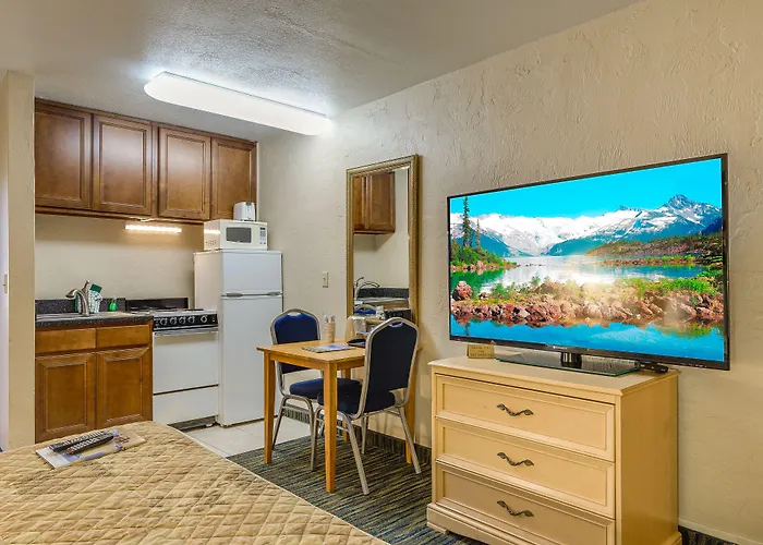 Beachside Hotel