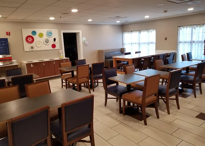 Holiday Inn Express Philadelphia Ne - Langhorne By Ihg