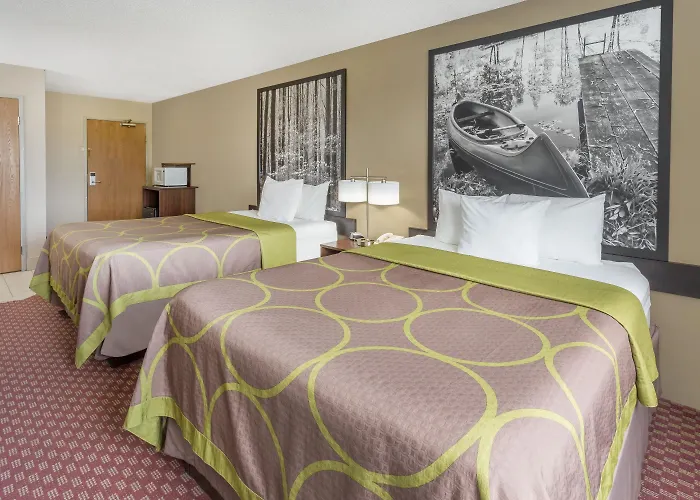 Super 8 By Wyndham Hebron Lowell Area