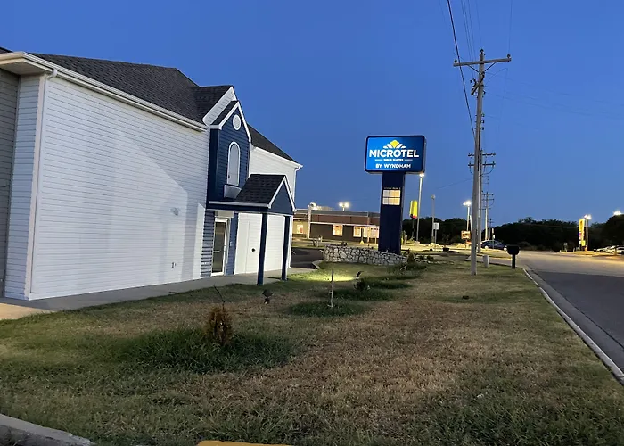 Microtel Inn & Suites By Wyndham Ardmore