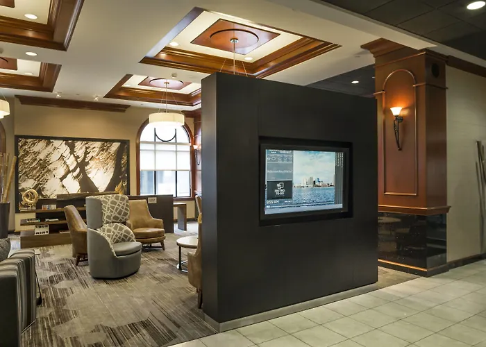 Courtyard By Marriott Norfolk Downtown Hotel