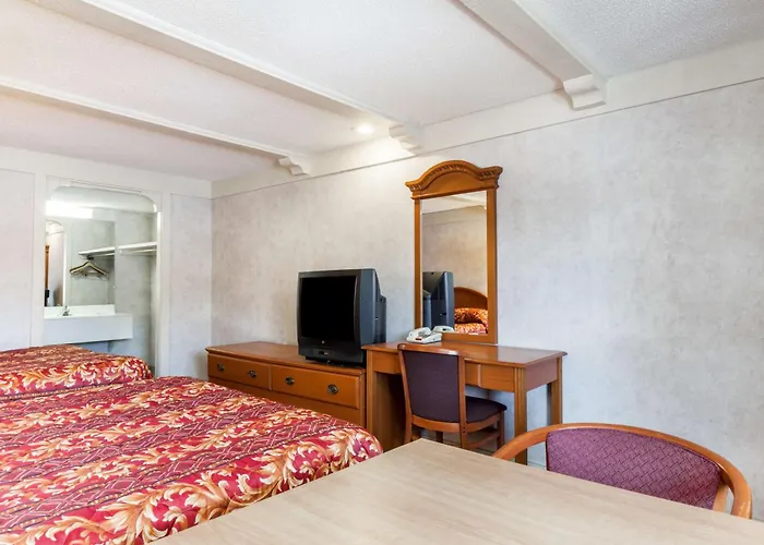 Travelodge By Wyndham Elkton University Area