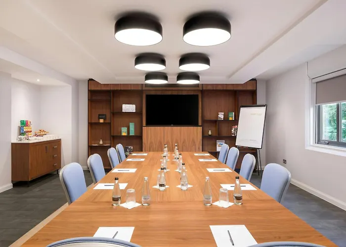 Courtyard By Marriott Glasgow Airport
