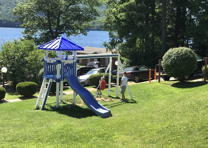 Lakefront Terrace Resort