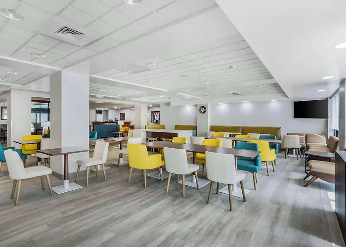 Comfort Inn & Suites Voorhees-Mt Laurel