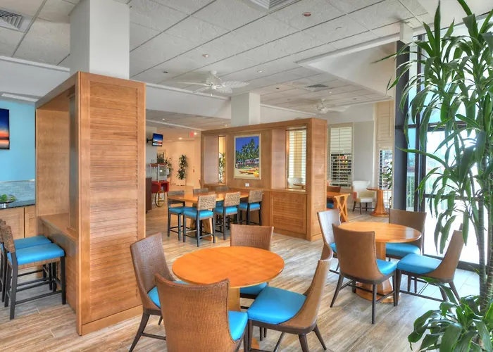 Bahama House - Daytona Beach Shores