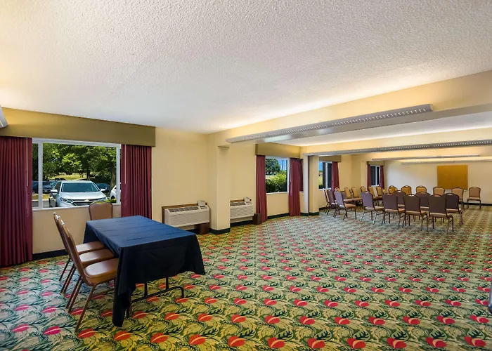 Best Western Prairie Inn & Conference Center