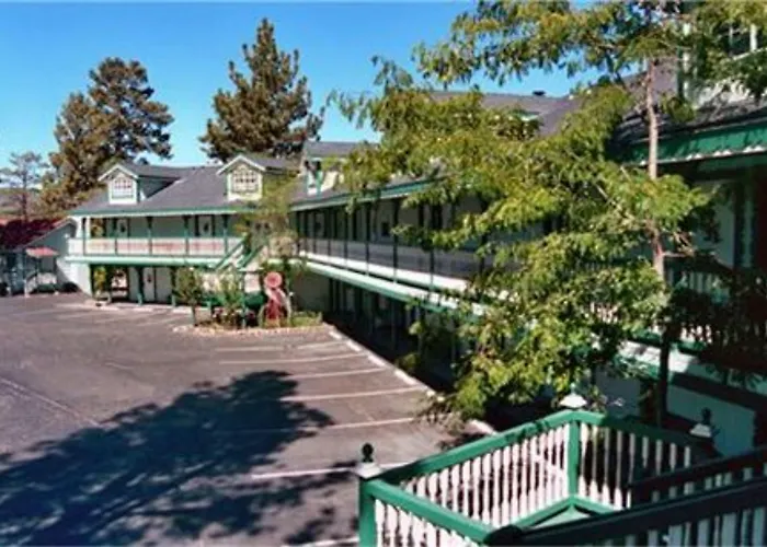 Fireside Lodge
