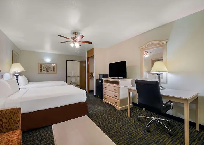 Surestay Hotel By Best Western Falfurrias