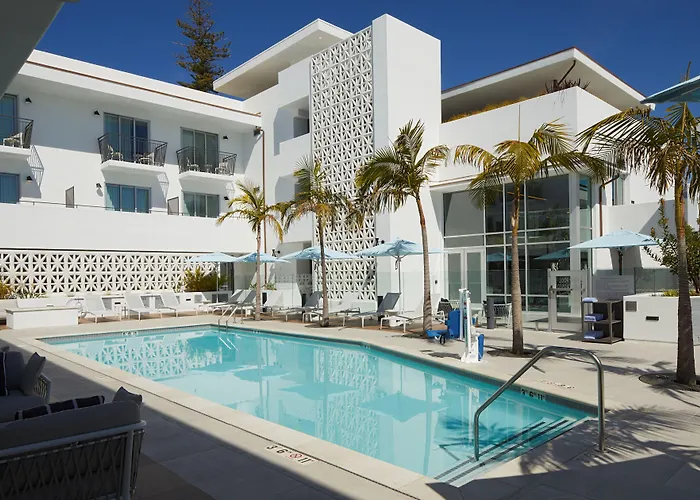 Courtyard By Marriott Santa Barbara Downtown