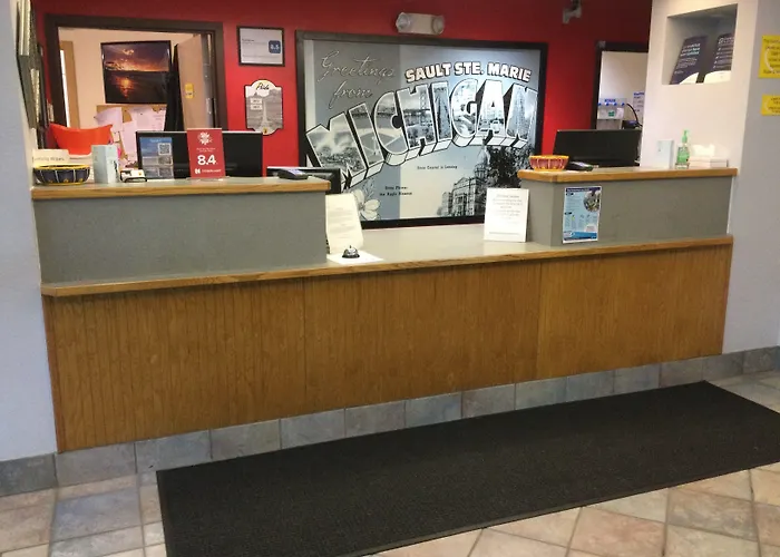 Super 8 by Wyndham Sault Ste. Marie