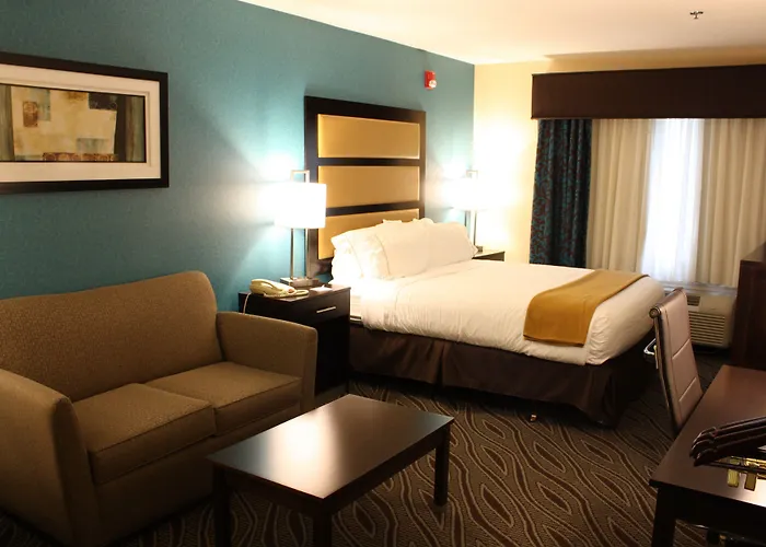 Holiday Inn Express - Ludlow - Chicopee Area By Ihg