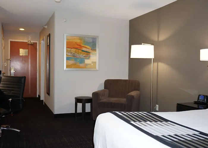 Wingate By Wyndham Columbia
