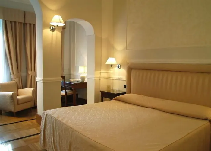 Hotel Flora