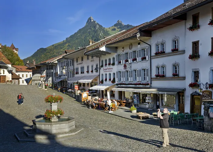 Residence Le Sapin & Bains De La Gruyere