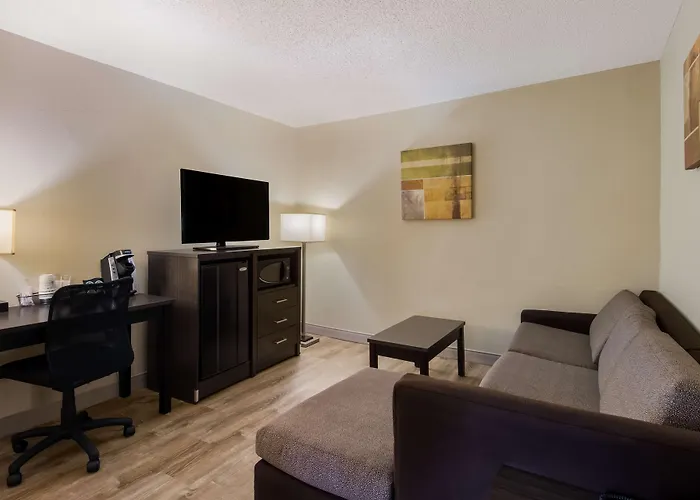 Surestay Plus Hotel By Best Western Jackson